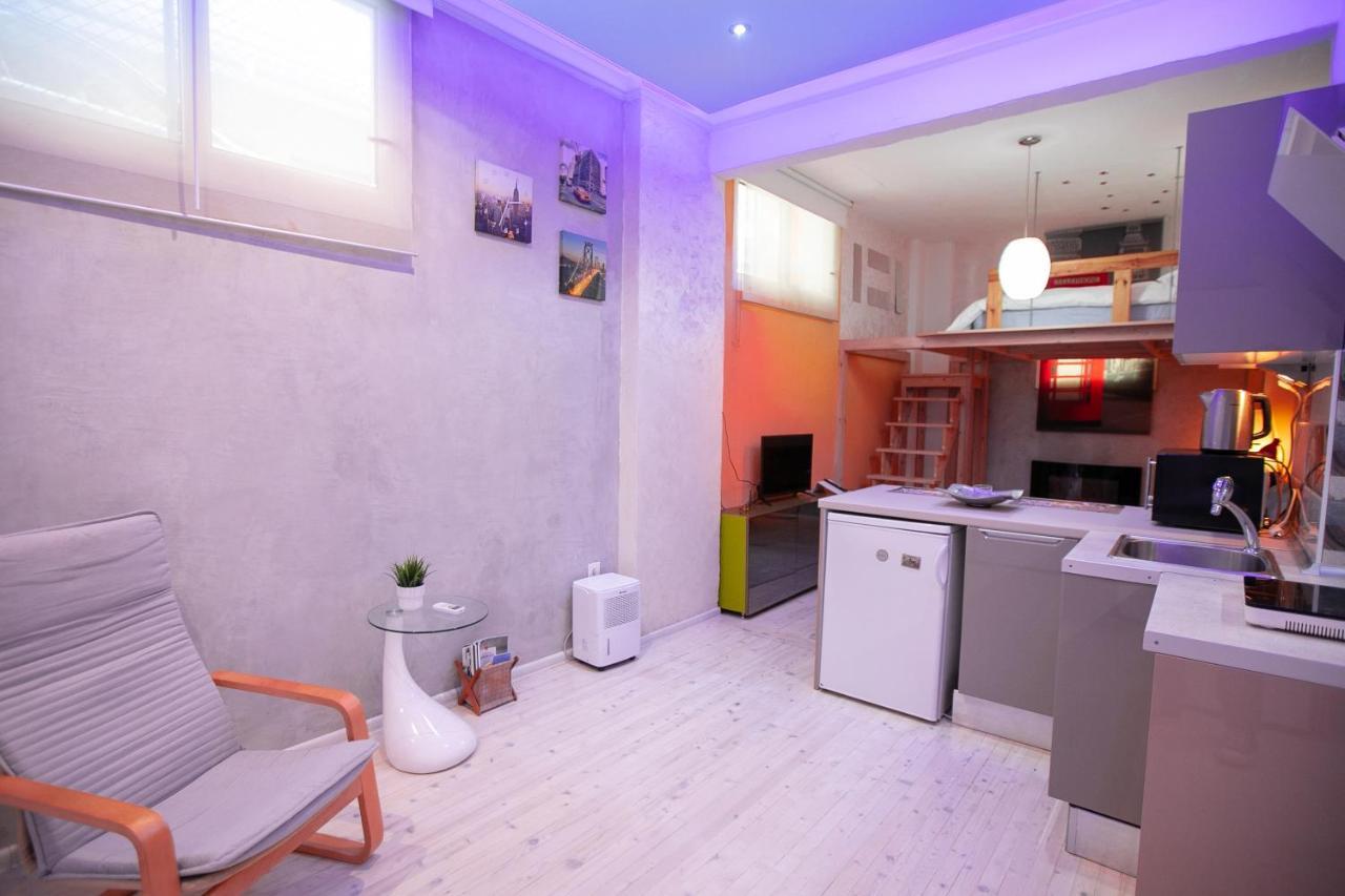 شقة Orange And Blue Studio Downtown 5 Min From White Tower سالونيك المظهر الخارجي الصورة